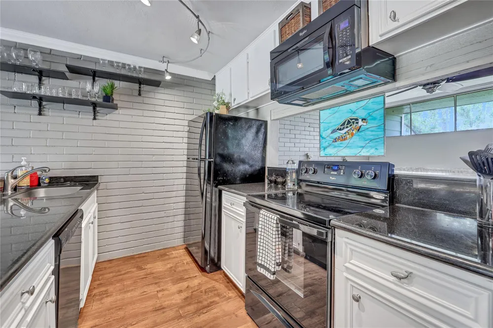 146 Villa Way Coldspring, TX 77331