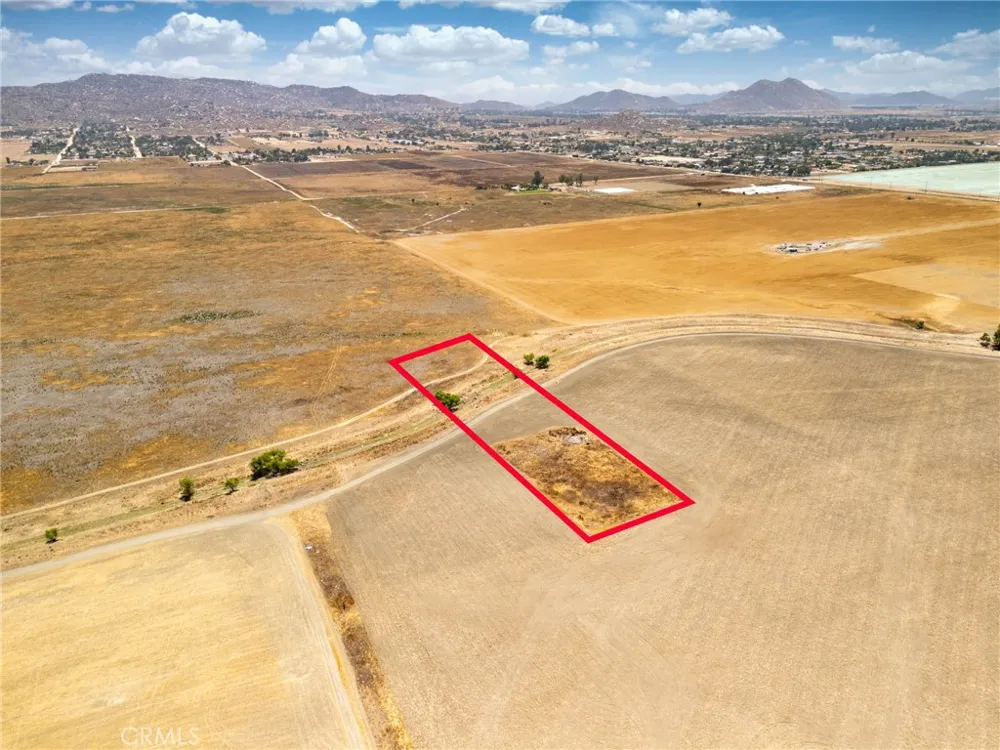 27200 San Jacinto Perris, CA 92571