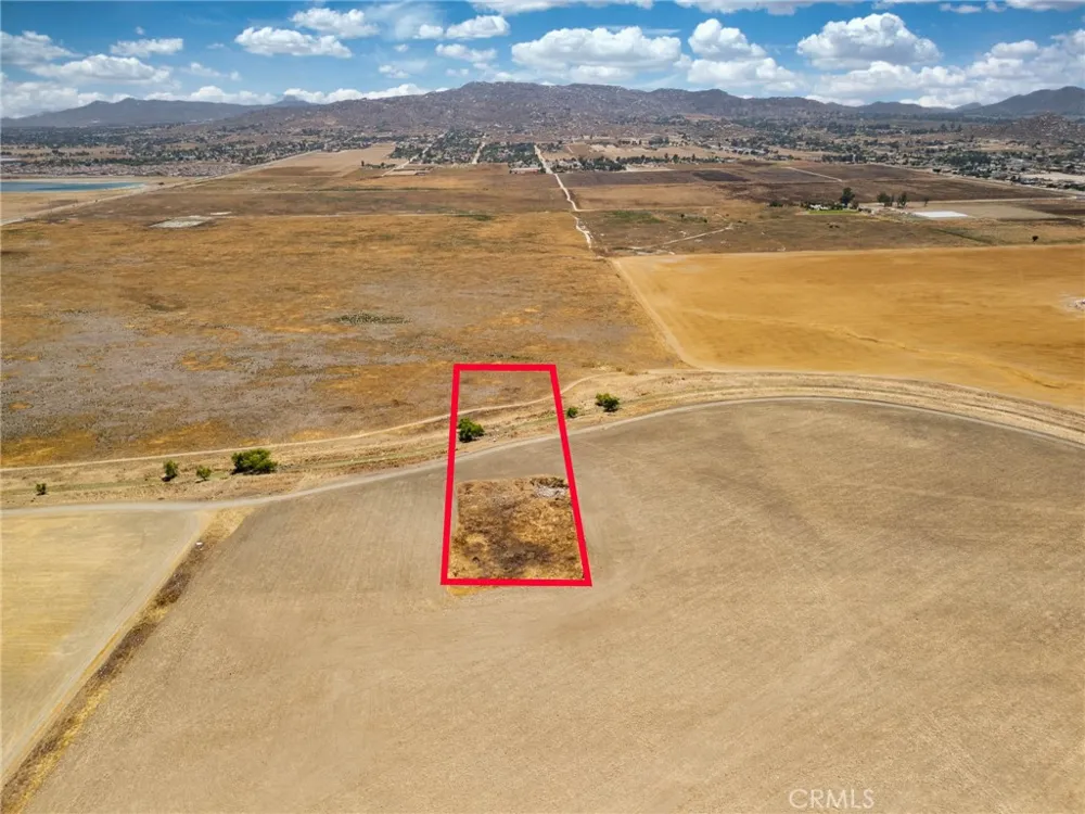27200 San Jacinto Perris, CA 92571