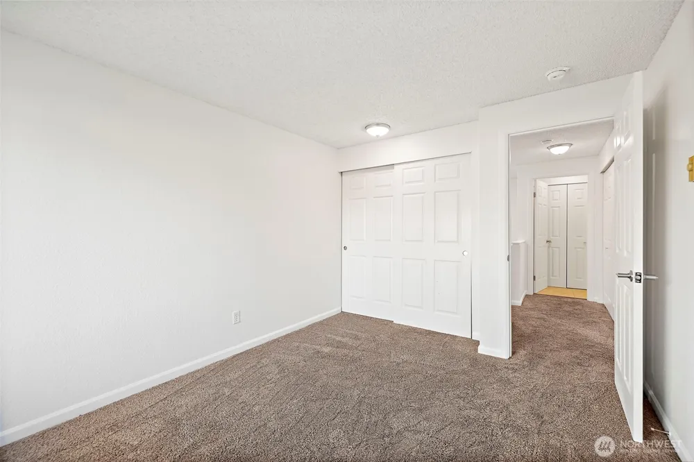 1215 S 237th Lane #1308 Des Moines, WA 98198