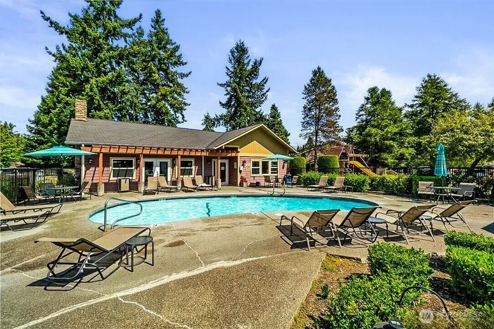 1215 S 237th Lane #1308 Des Moines, WA 98198