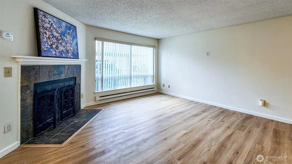 1215 S 237th Lane #1308 Des Moines, WA 98198