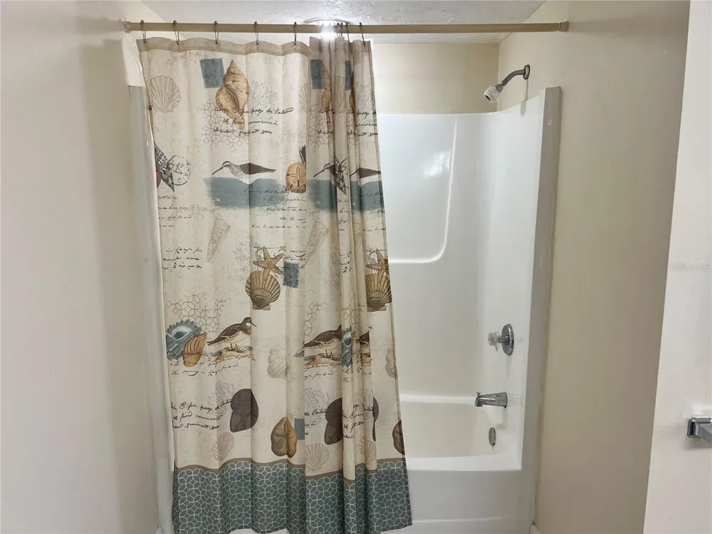1001 POINT OF ROCKS ROAD #309 Sarasota, FL 34242