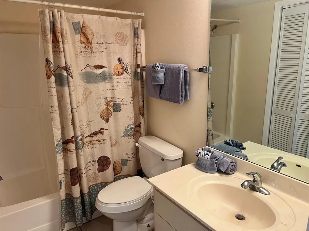 1001 POINT OF ROCKS ROAD #309 Sarasota, FL 34242