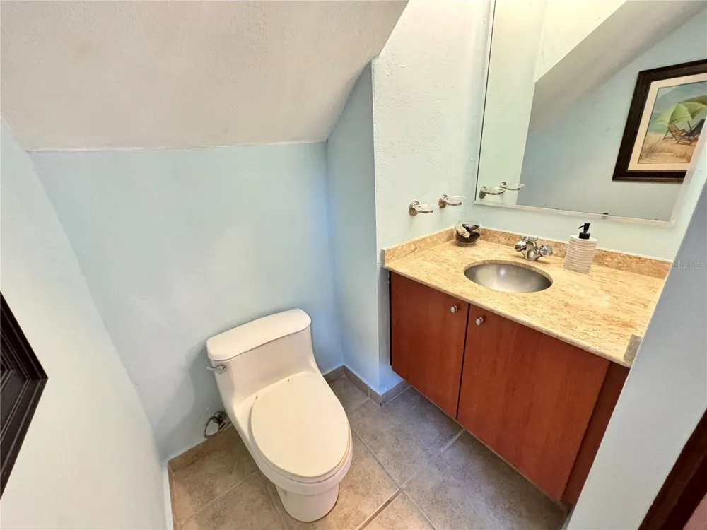 90 CANDELERO DRIVE #120 Humacao, PR 00791