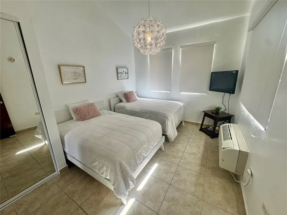 90 CANDELERO DRIVE #120 Humacao, PR 00791