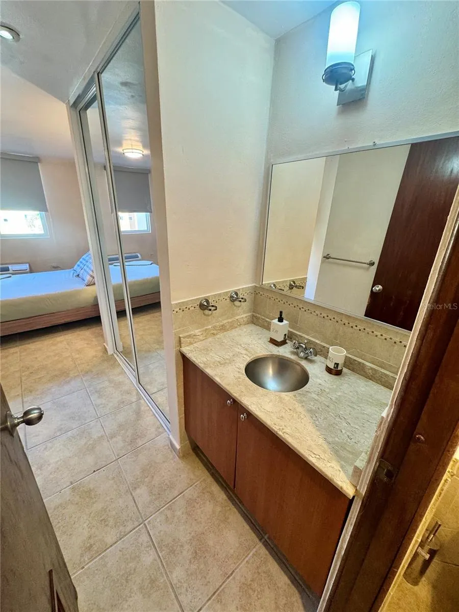 90 CANDELERO DRIVE #120 Humacao, PR 00791
