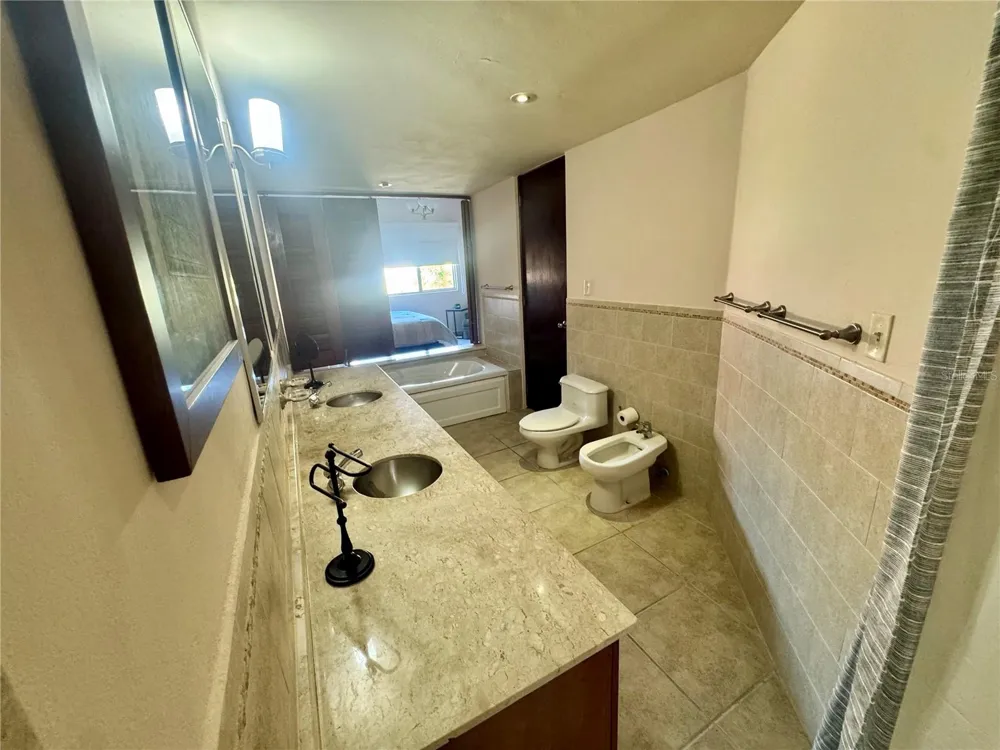 90 CANDELERO DRIVE #120 Humacao, PR 00791