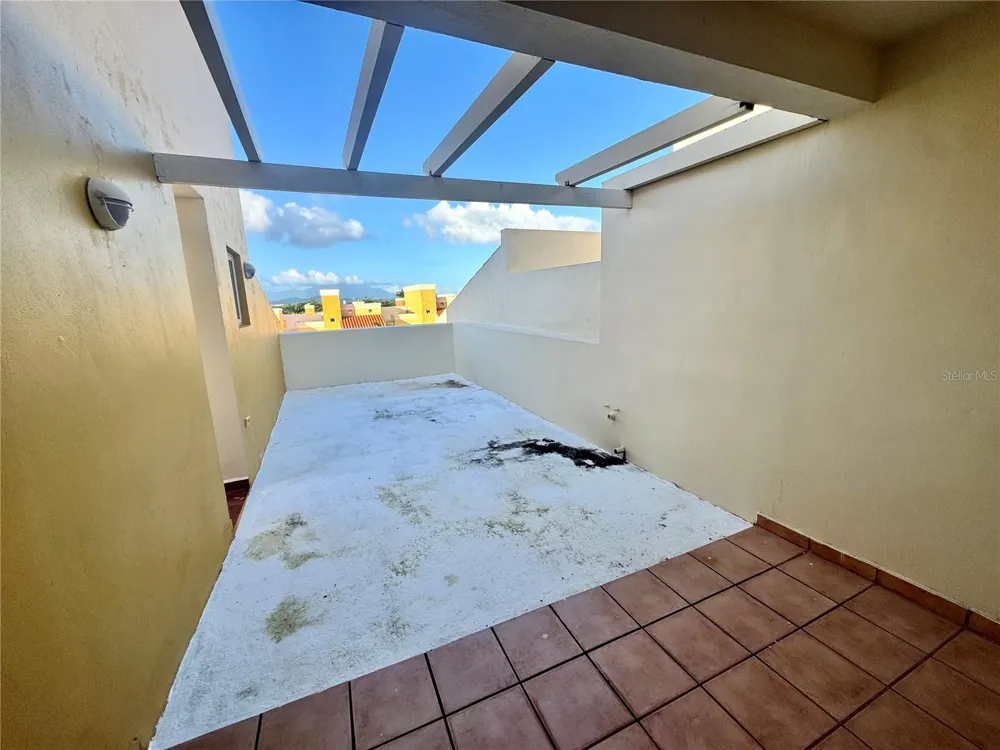 90 CANDELERO DRIVE #120 Humacao, PR 00791