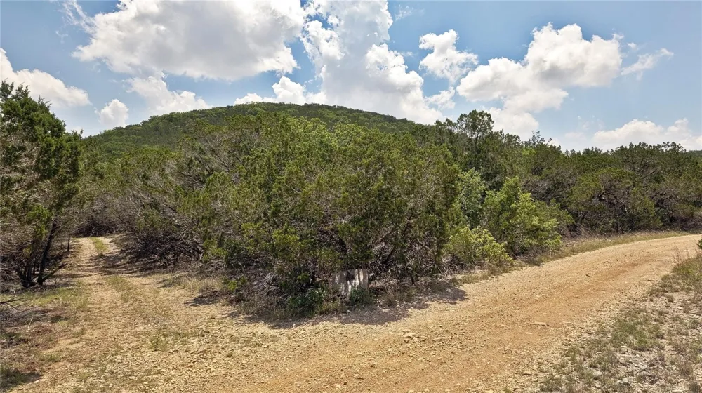 129 Spring Country Ranch Road Leakey, TX 78873