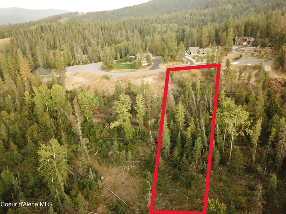 120 Blazing Saddle Court Pinehurst, ID 83850