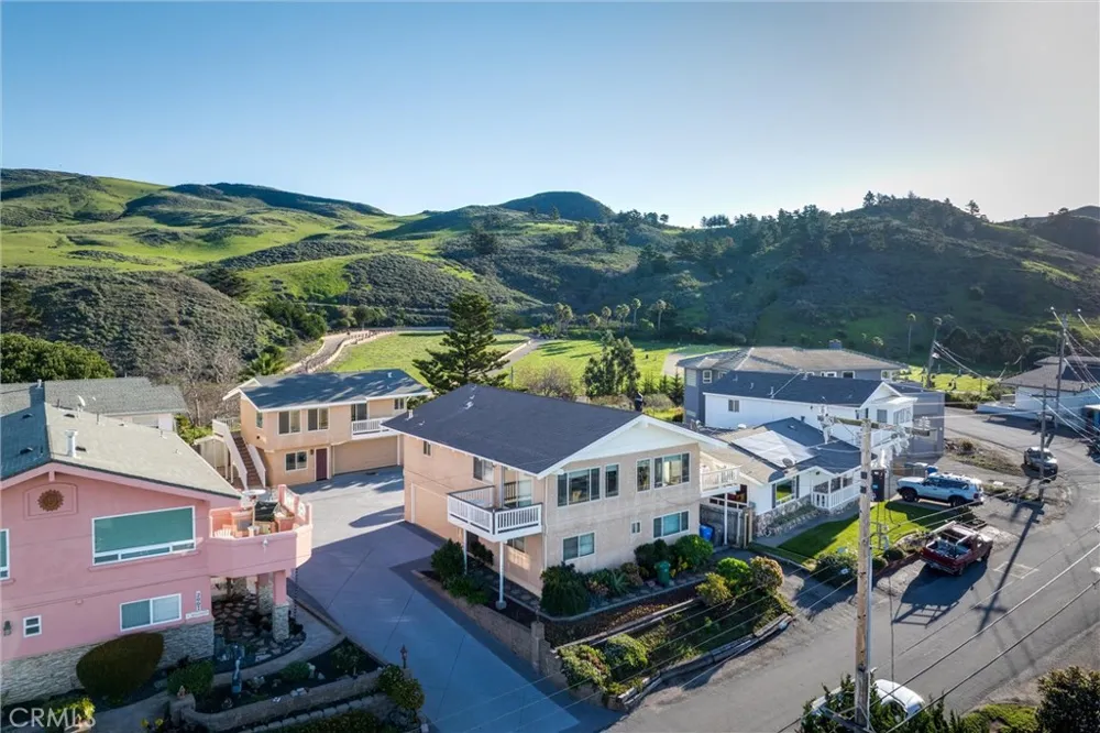 2023 Circle Cayucos, CA 93430