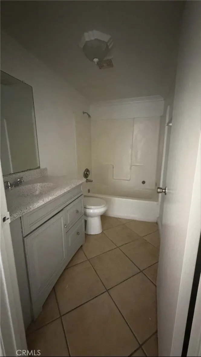 18142 Poinciana Avenue Adelanto, CA 92301