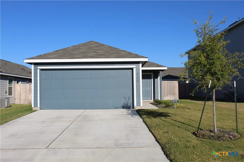 205 Marty Allen Loop