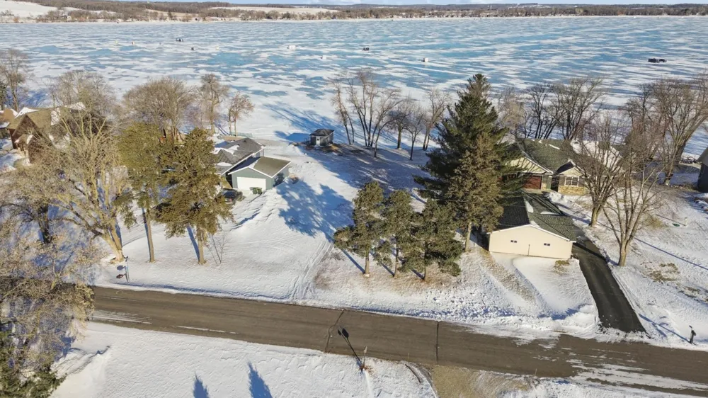 11074 Grand Lake Road Rockville, MN 56369