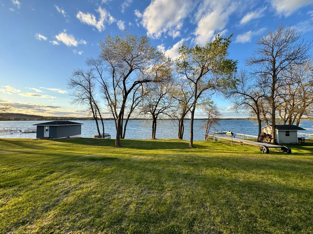 11074 Grand Lake Road Rockville, MN 56369