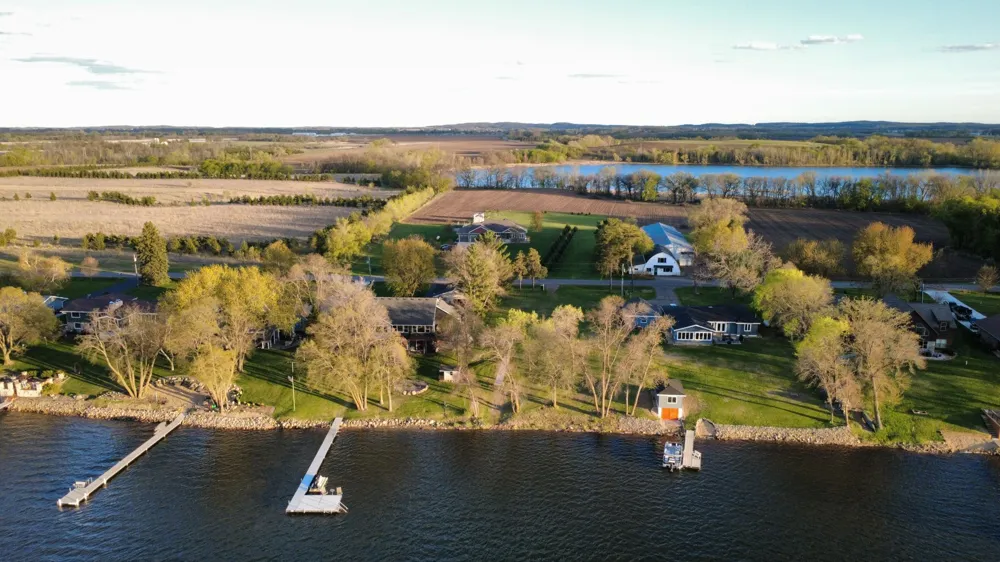 11074 Grand Lake Road Rockville, MN 56369