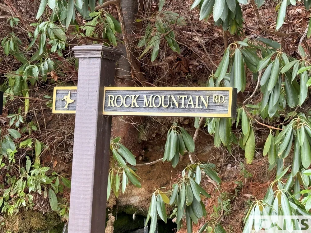36 Rock Mountain Rd Sapphire, NC 28774