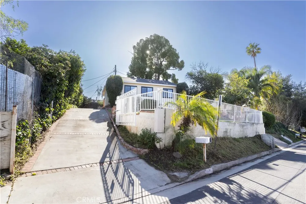 11478 Kamloops Street