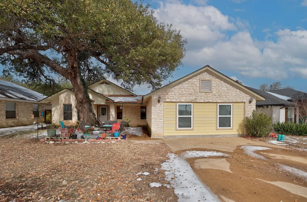 2508 Armstrong Drive