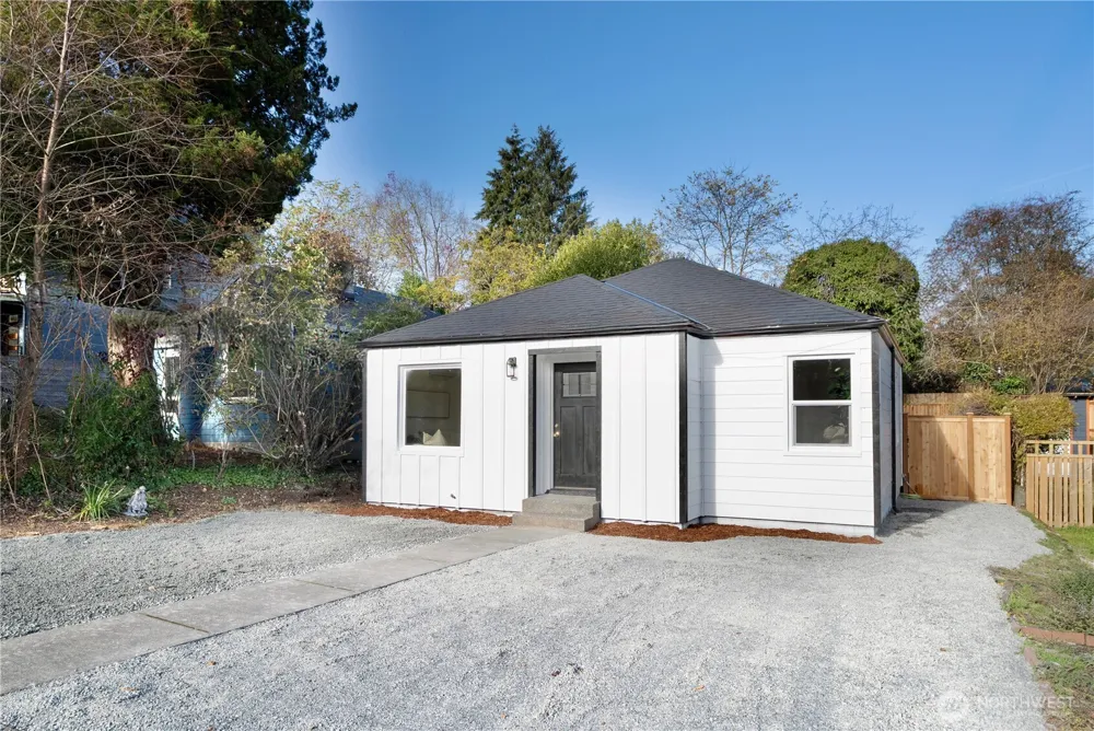 3538 SW Southern Street