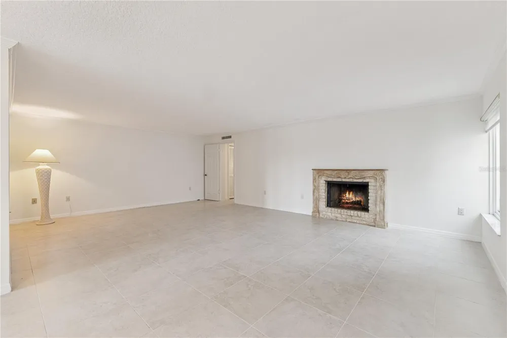 6204 MASTERS BOULEVARD #202 Orlando, FL 32819