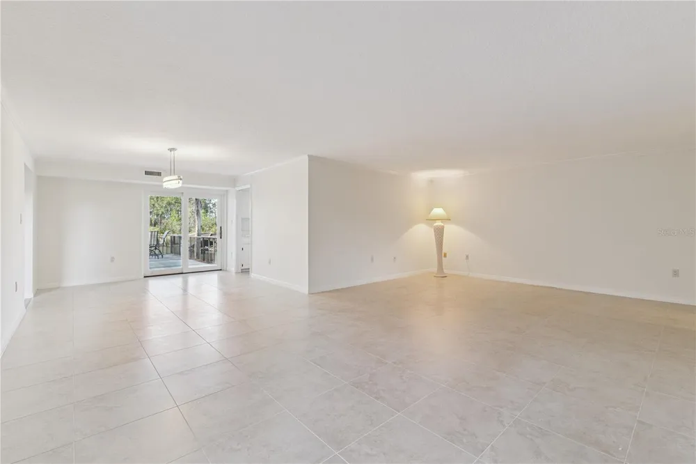 6204 MASTERS BOULEVARD #202 Orlando, FL 32819