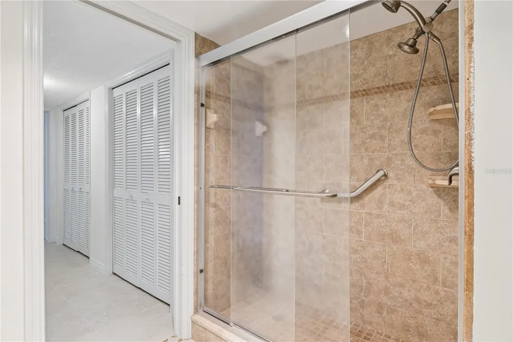 6204 MASTERS BOULEVARD #202 Orlando, FL 32819
