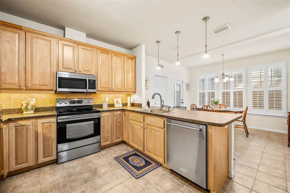 11550 NW 17TH PLACE Gainesville, FL 32606