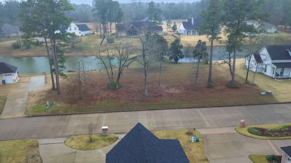 106 Southern Hills Drive Lufkin, TX 75901