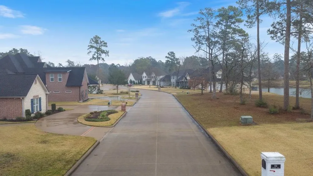 106 Southern Hills Drive Lufkin, TX 75901