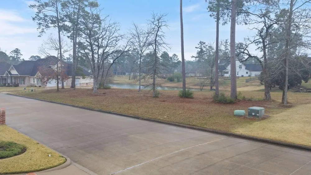 106 Southern Hills Drive Lufkin, TX 75901