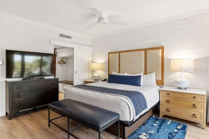 250 SANDS POINT ROAD #5203 Longboat Key, FL 34228