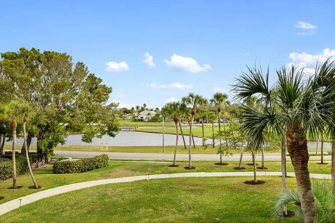 250 SANDS POINT ROAD #5203 Longboat Key, FL 34228