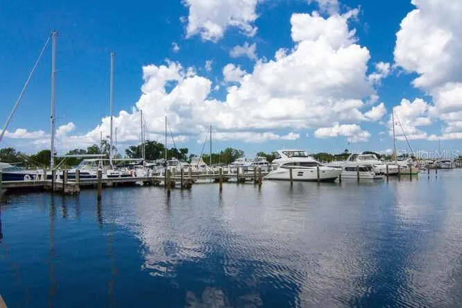 250 SANDS POINT ROAD #5203 Longboat Key, FL 34228