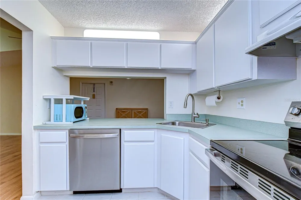 3161 LAKE PINE WAY S #F3 Tarpon Springs, FL 34688