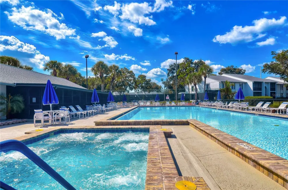 3161 LAKE PINE WAY S #F3 Tarpon Springs, FL 34688