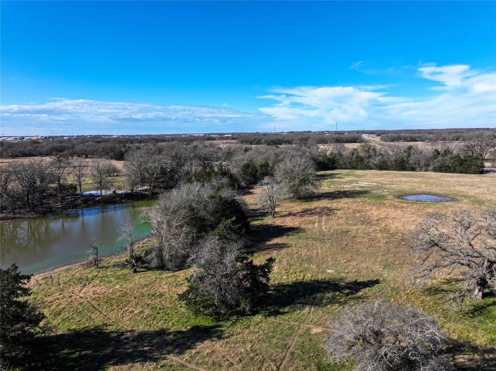 LCR 412 Groesbeck, TX 76642