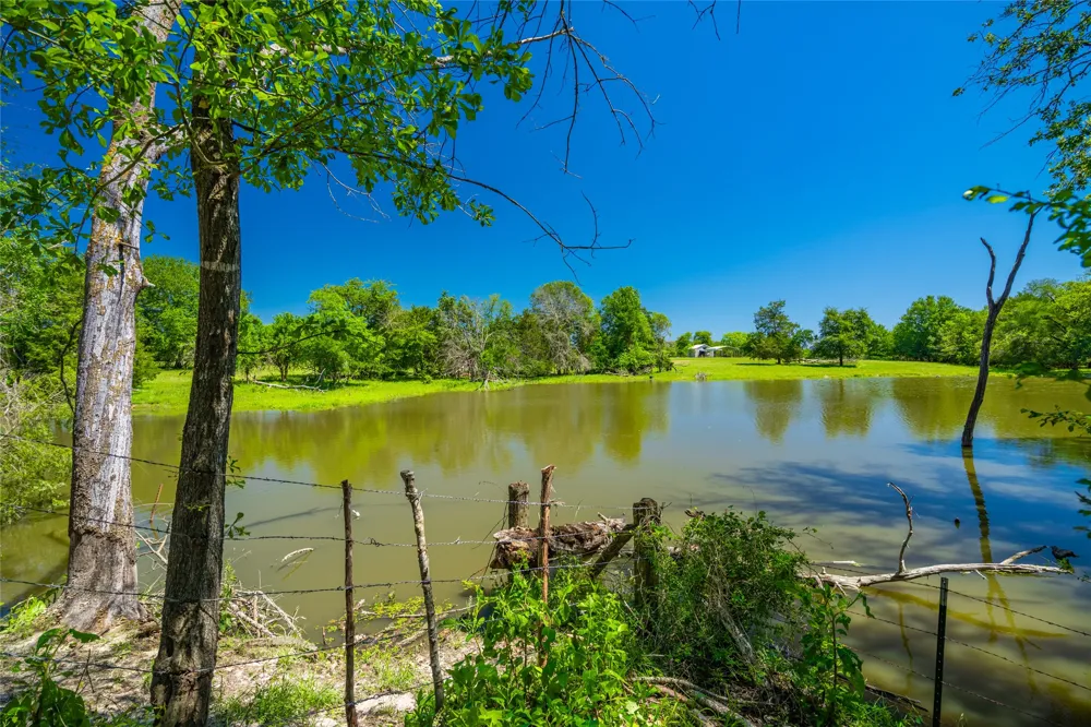 LCR 412 Groesbeck, TX 76642