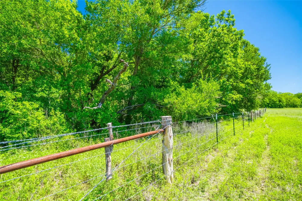 LCR 412 Groesbeck, TX 76642
