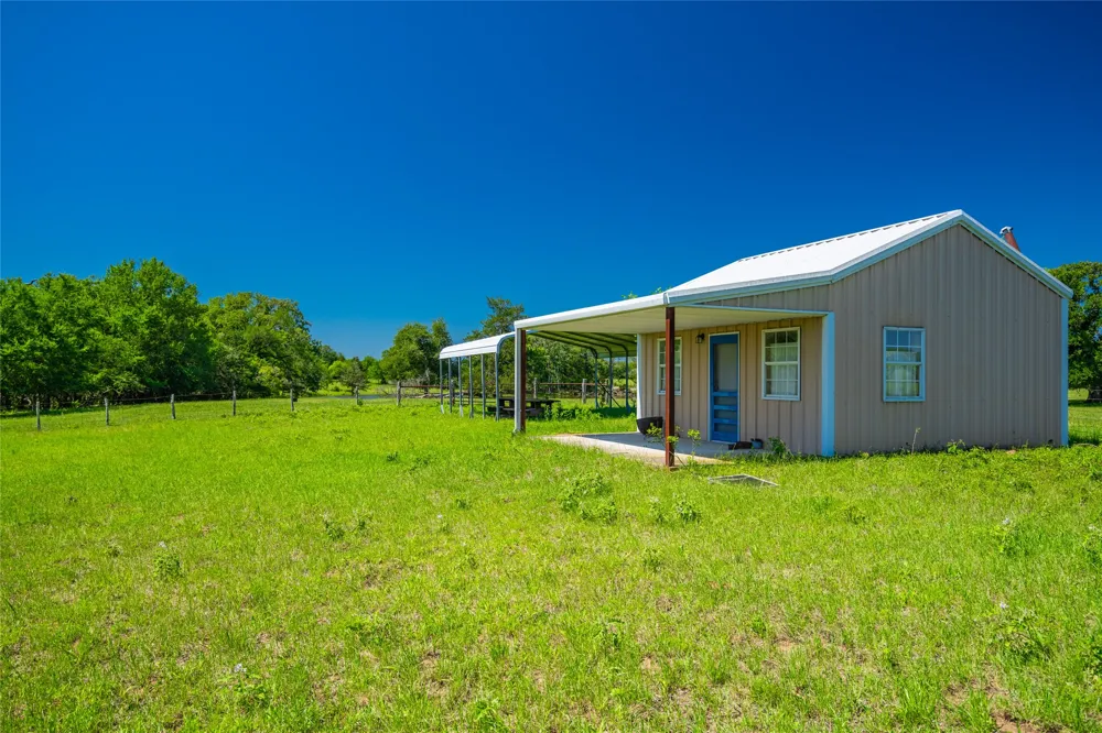 LCR 412 Groesbeck, TX 76642