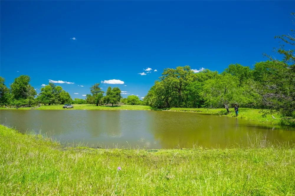 LCR 412 Groesbeck, TX 76642