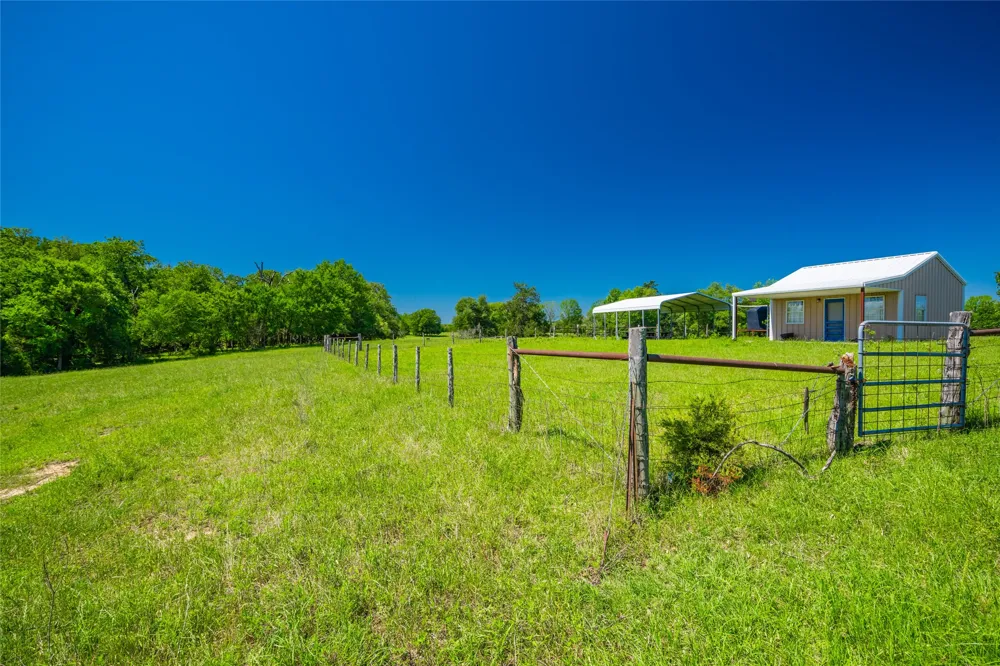 LCR 412 Groesbeck, TX 76642
