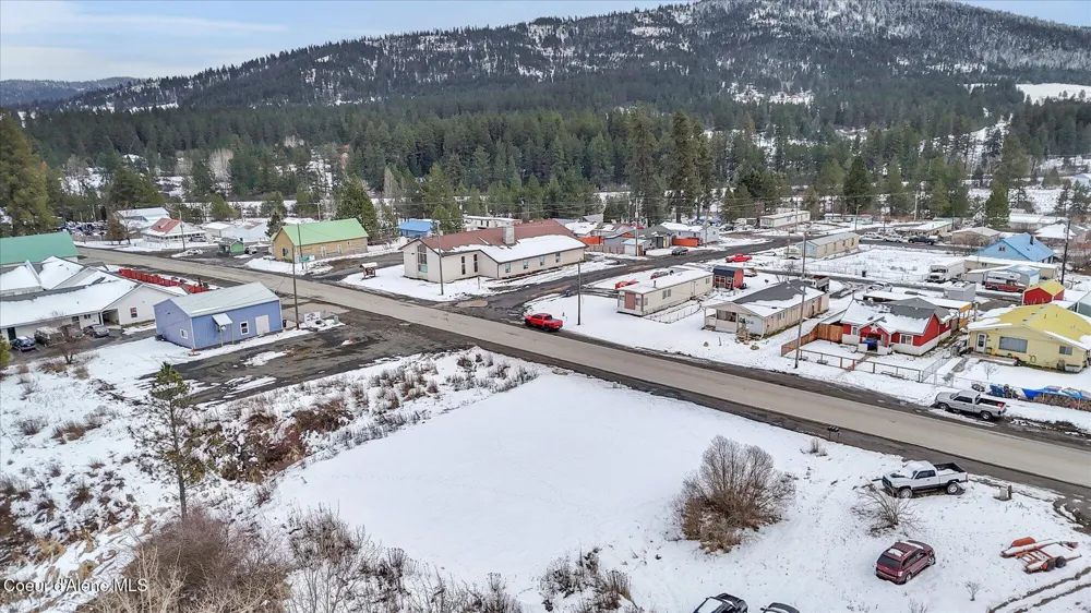 C STREET Plummer, ID 83851