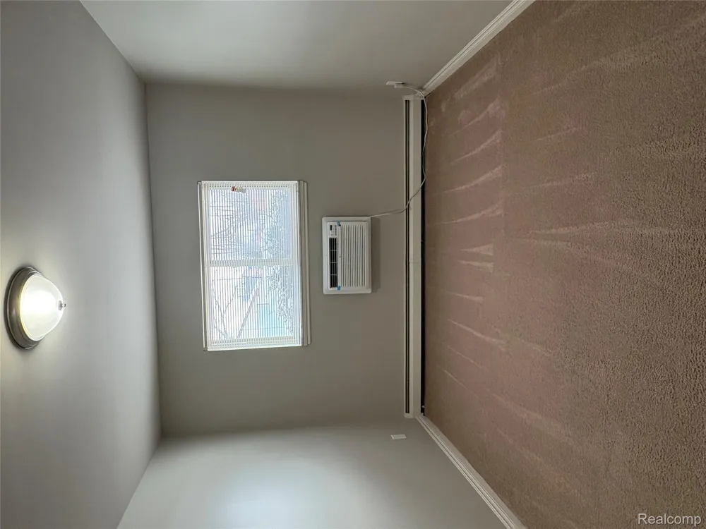 36247 HATHAWAY STREET #2 New Baltimore City, MI 48047