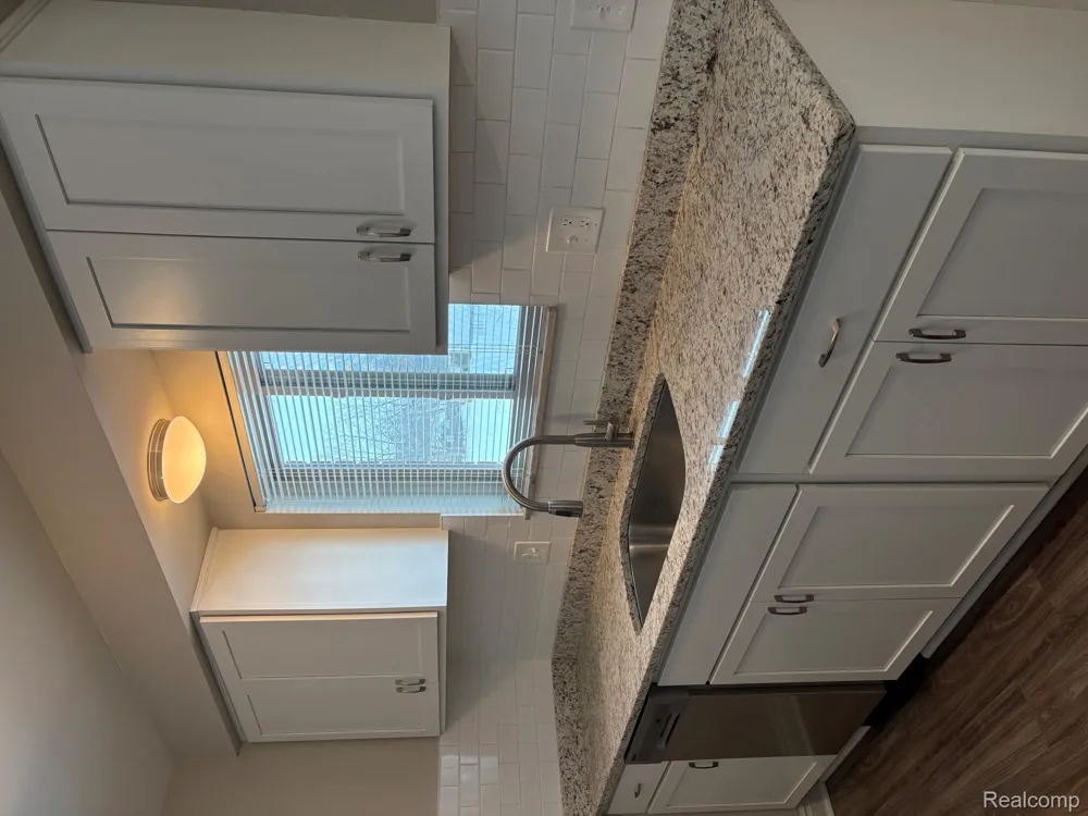 36247 HATHAWAY STREET #2 New Baltimore City, MI 48047