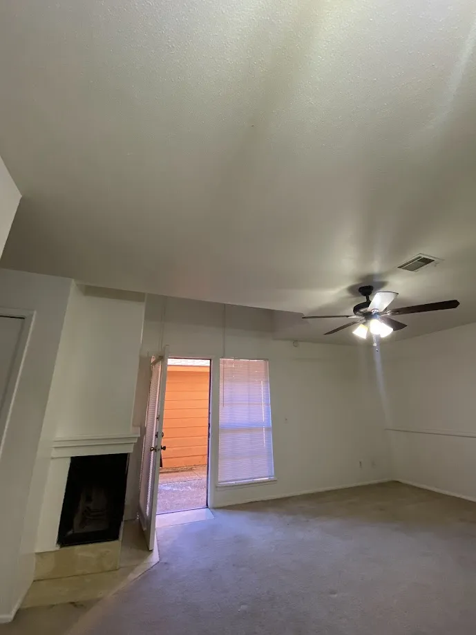 1305 W Villa Maria Road #C105 Bryan, TX 77801