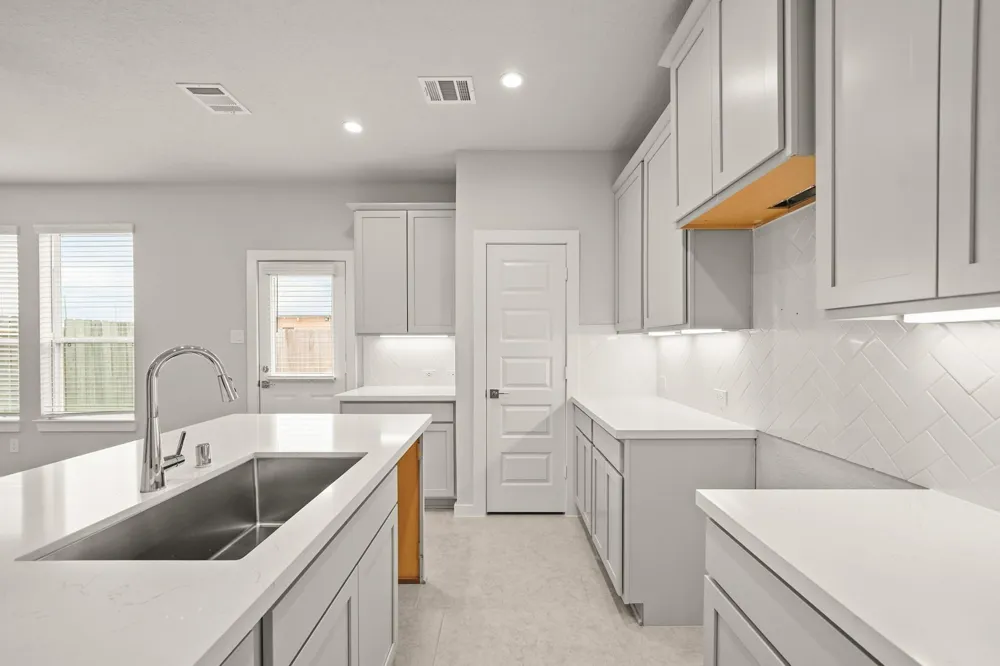 409 West Park Hill Stafford, TX 77477