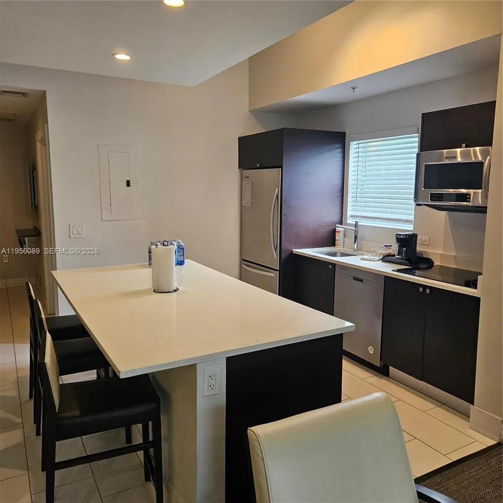 5300 NW 87th Ave #1209 Doral, FL 33178