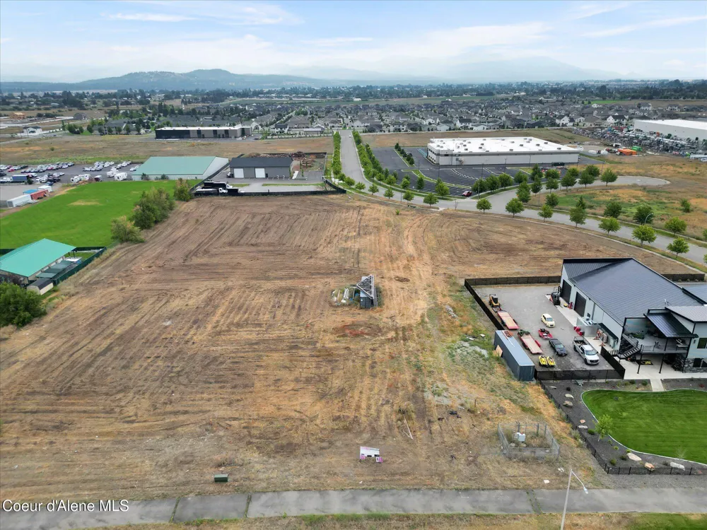 2087 W Seltice Way Post Falls, ID 83854